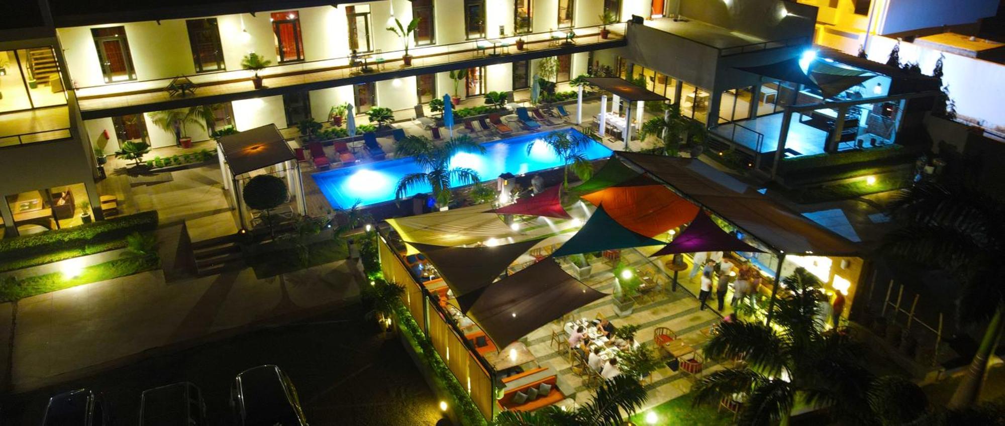 Au Bord De L'Eau Hotell Bamako Eksteriør bilde