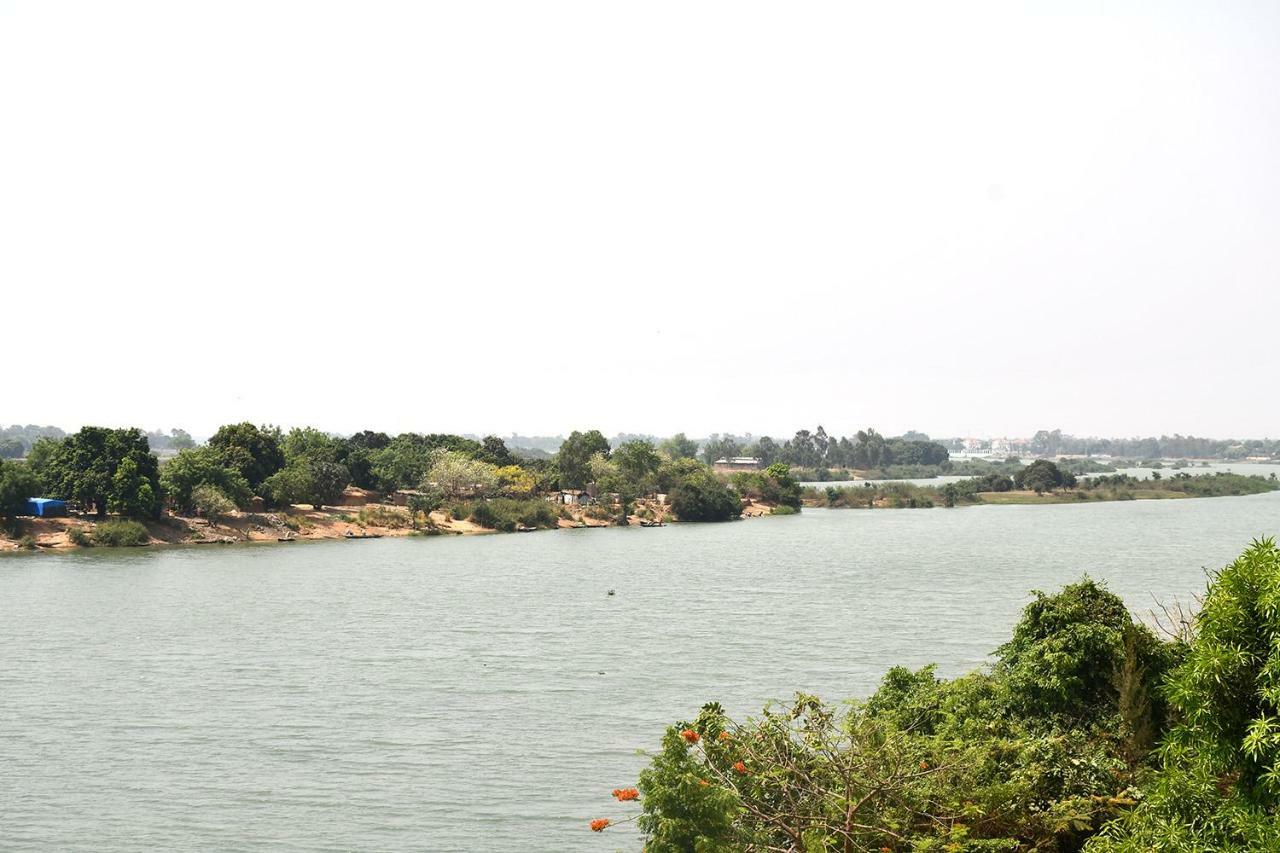 Au Bord De L'Eau Hotell Bamako Eksteriør bilde